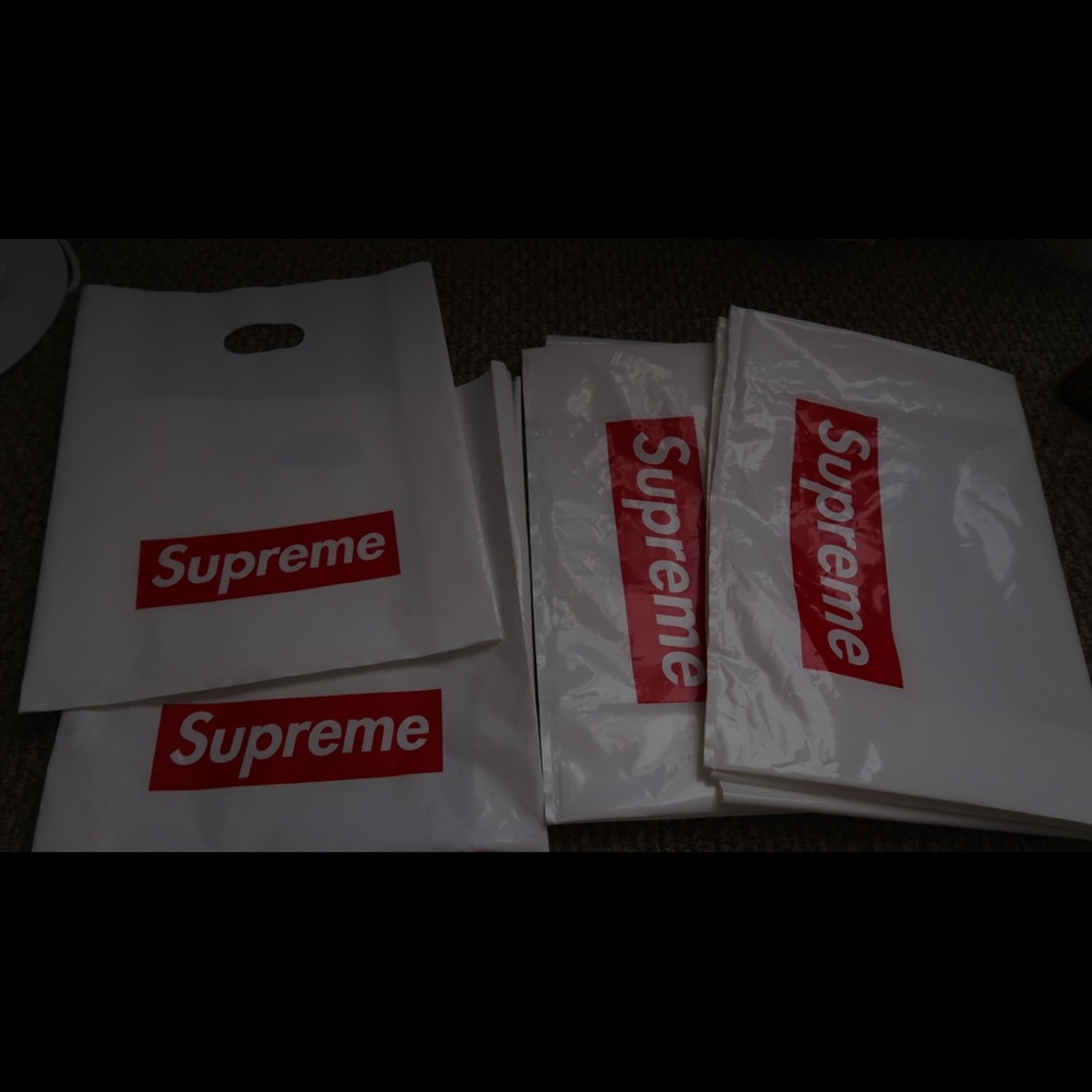 Supreme bags
